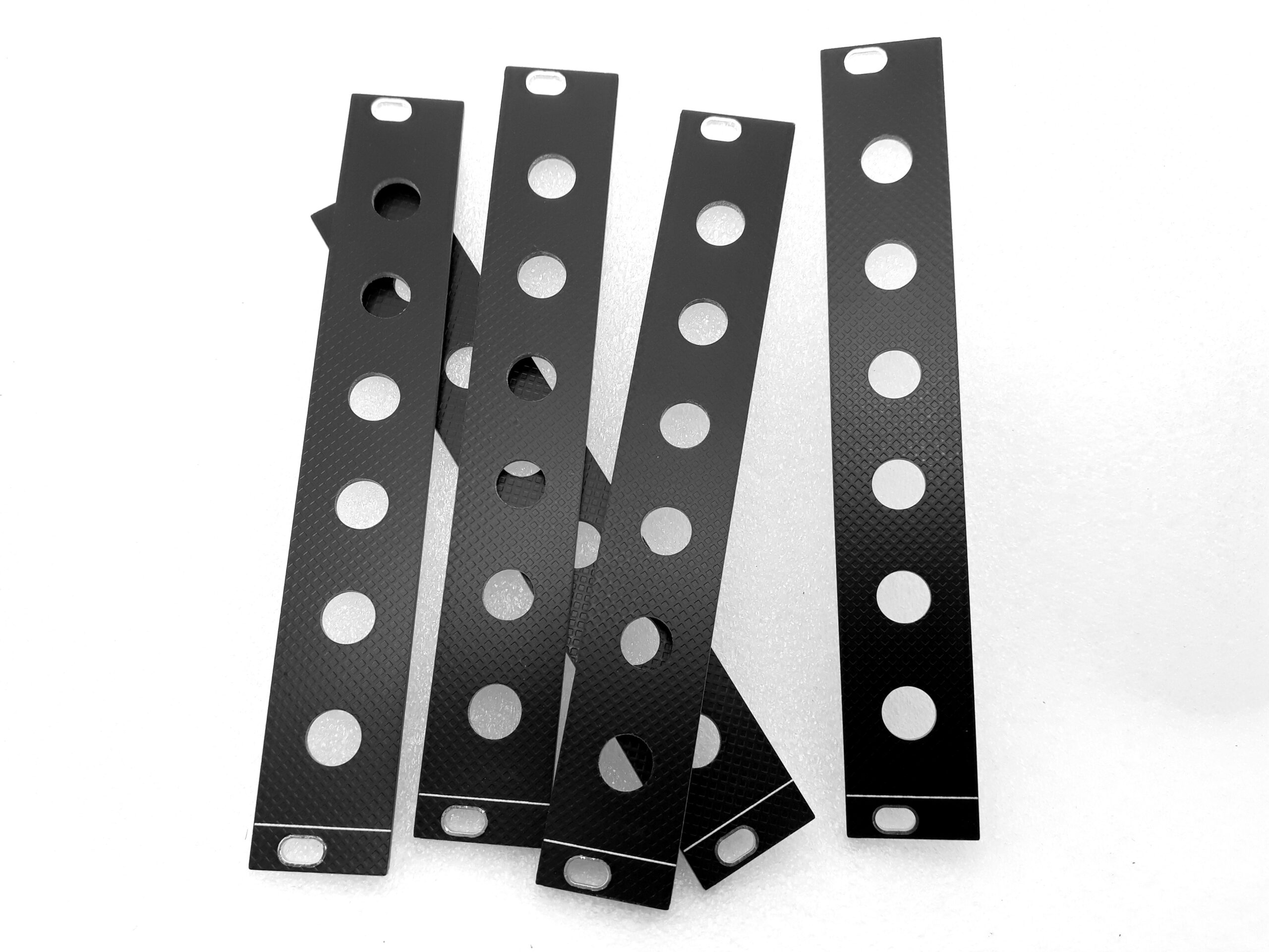 5-holes 4HP prototyping panel